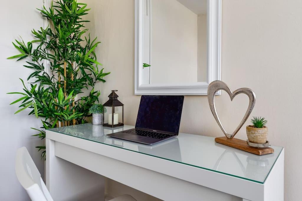 Appartamento Hyde Park 4 Bedroom Superior Londra